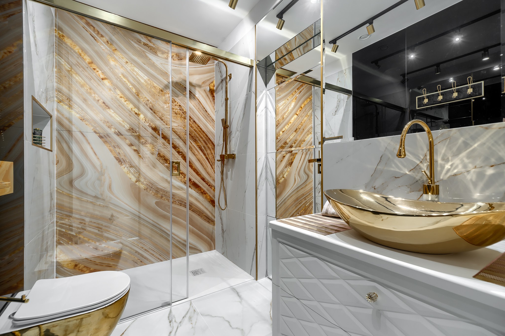 Wnętrze apartamentu Gold21 w centrum Szczecina - nowoczesny design